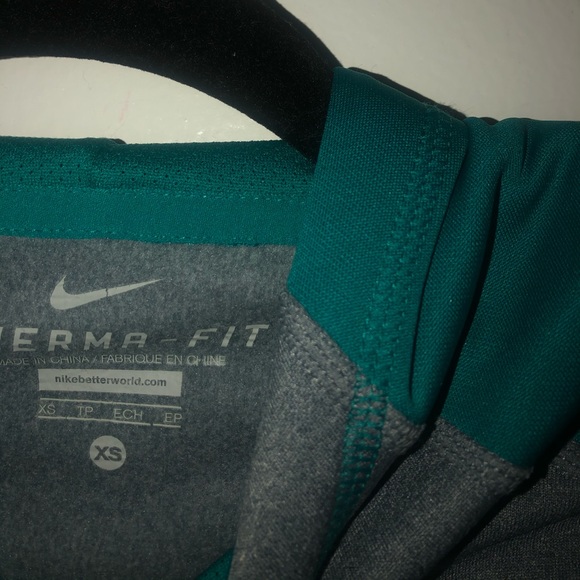 Sweatshirt - Picture 5 of 5